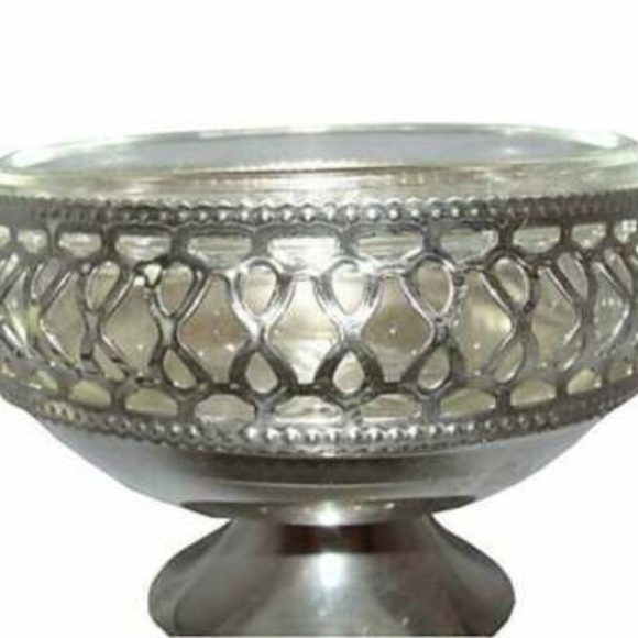 English Silver-Plate Dish w/ Spoon - Picture 2 of 4